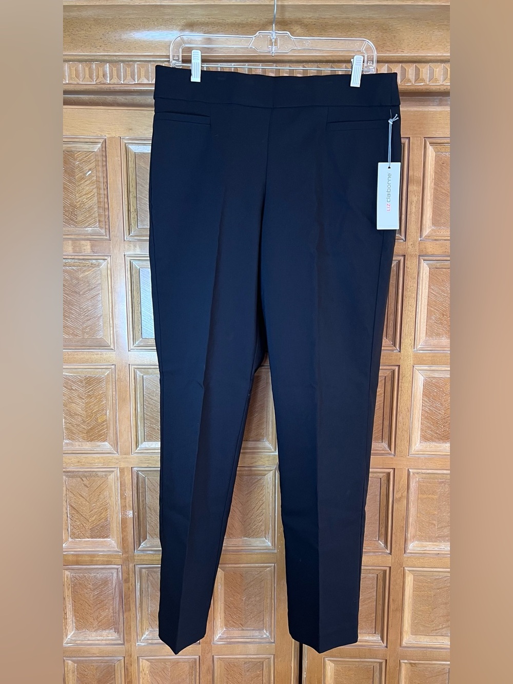 Liz Claiborne Lisa Straight Pants Size 8 Black Mid Rise Secretly Slimming NWT